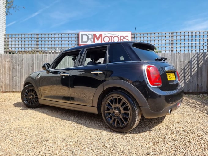 2025 Mini Hatch