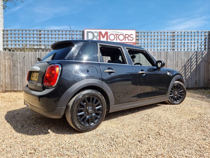 2025 Mini Hatch