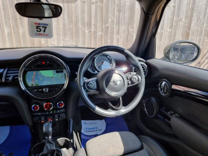 2025 Mini Hatch