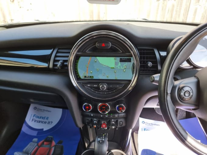 2025 Mini Hatch