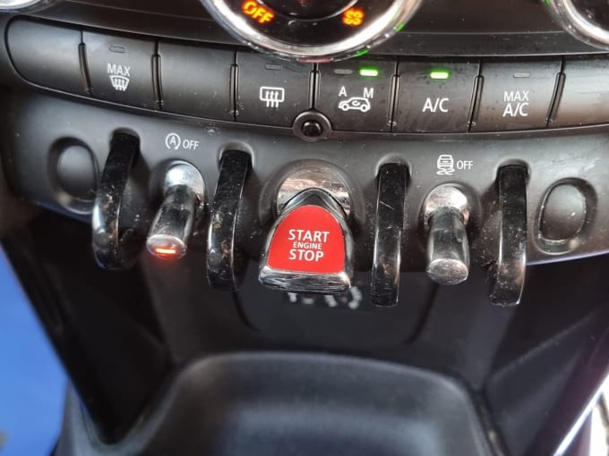 2025 Mini Hatch