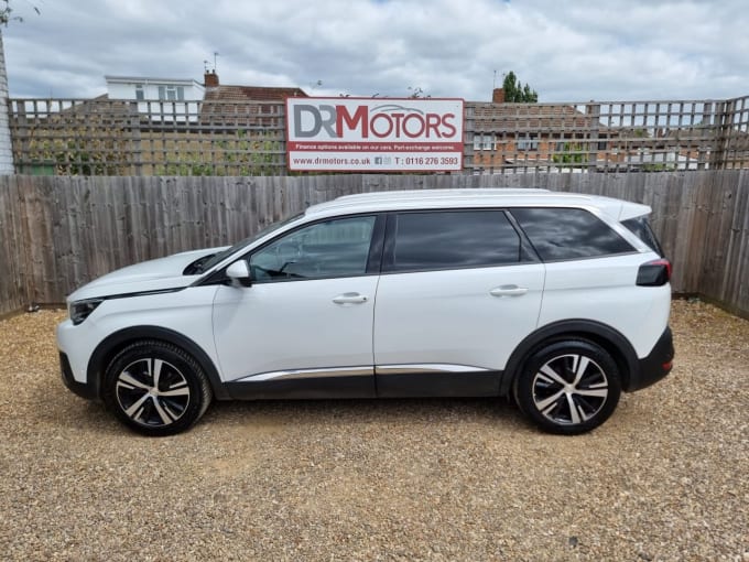 2025 Peugeot 5008