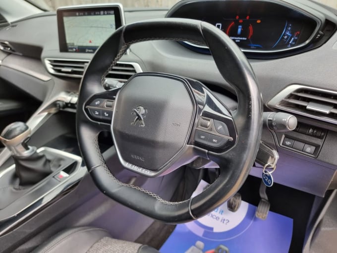 2025 Peugeot 5008