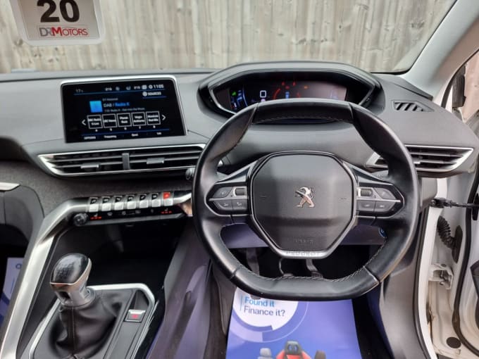 2025 Peugeot 5008