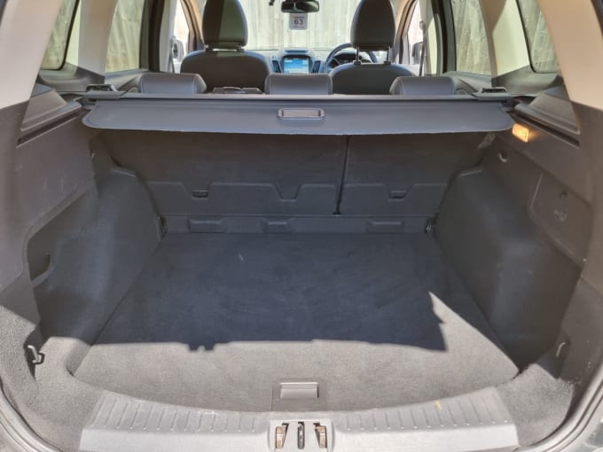 2025 Ford Kuga