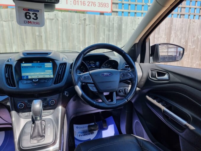 2025 Ford Kuga