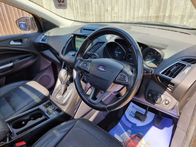 2025 Ford Kuga