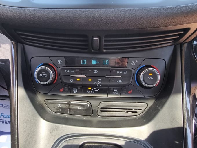 2025 Ford Kuga