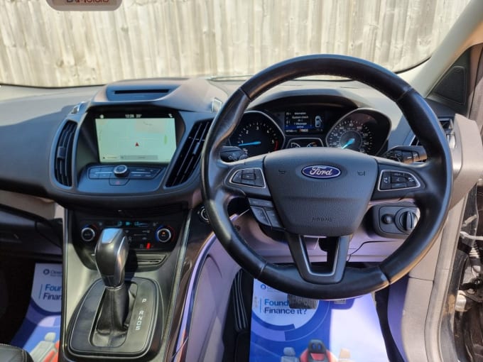 2025 Ford Kuga