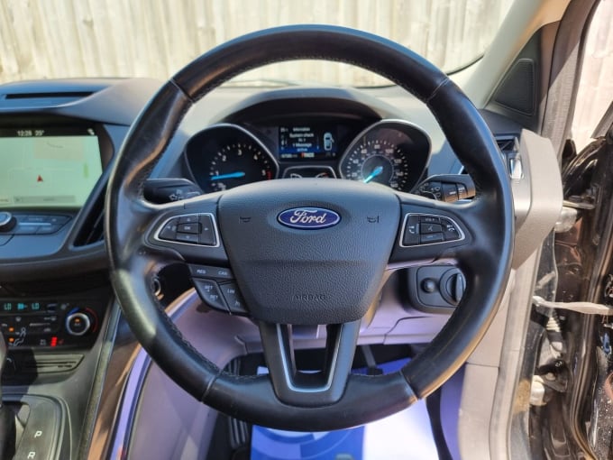 2025 Ford Kuga
