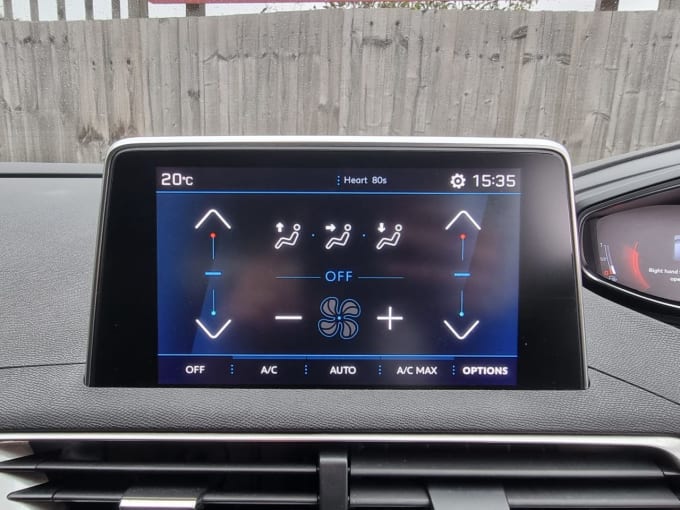 2025 Peugeot 5008