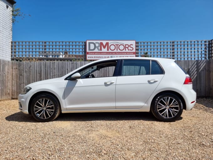 2025 Volkswagen Golf
