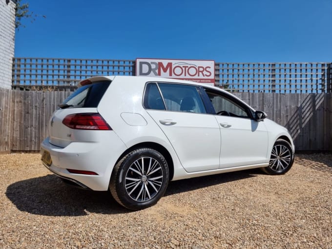 2025 Volkswagen Golf