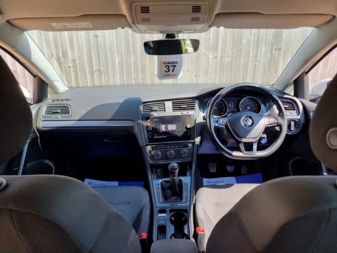 2025 Volkswagen Golf