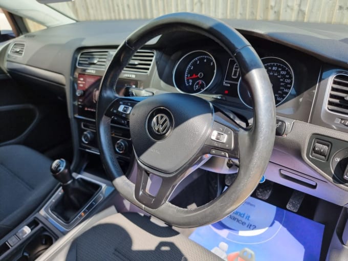 2025 Volkswagen Golf
