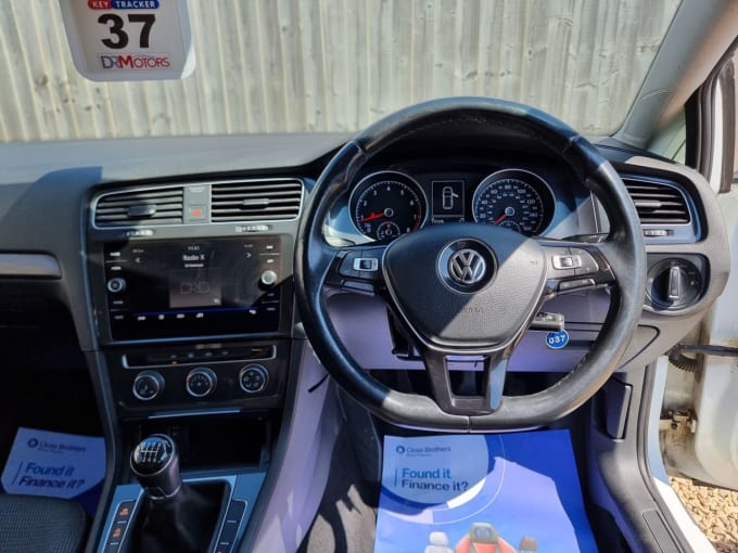2025 Volkswagen Golf
