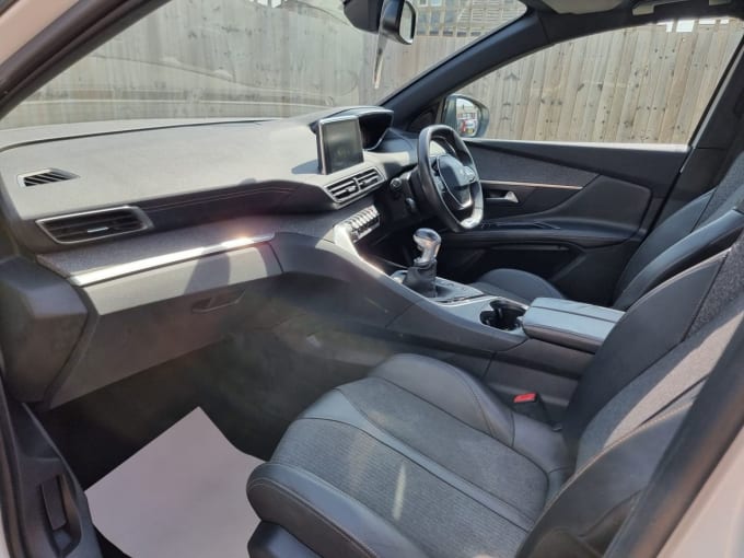 2025 Peugeot 3008