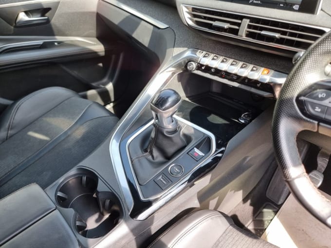 2025 Peugeot 3008