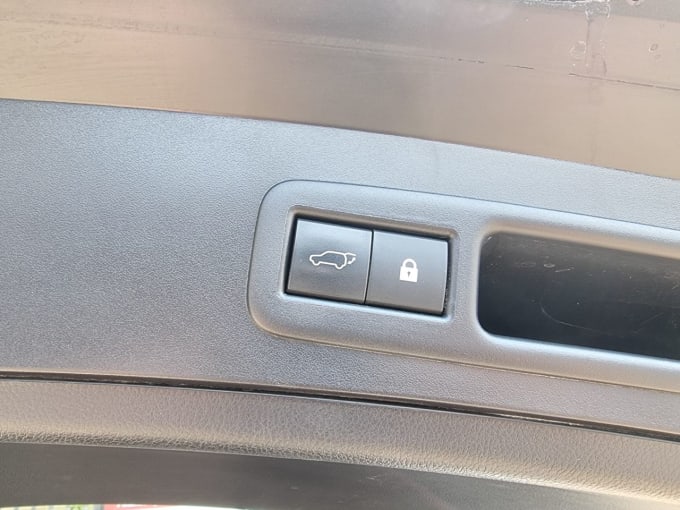 2025 Lexus Ux