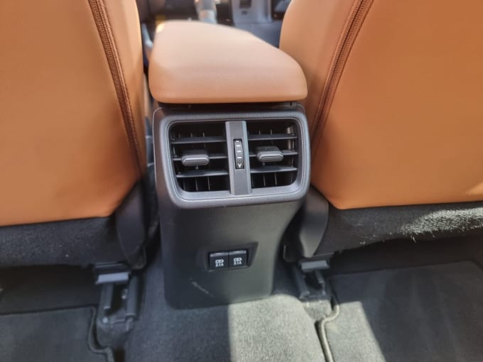 2025 Lexus Ux