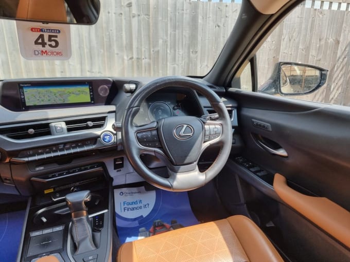 2025 Lexus Ux
