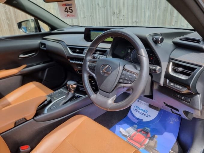 2025 Lexus Ux