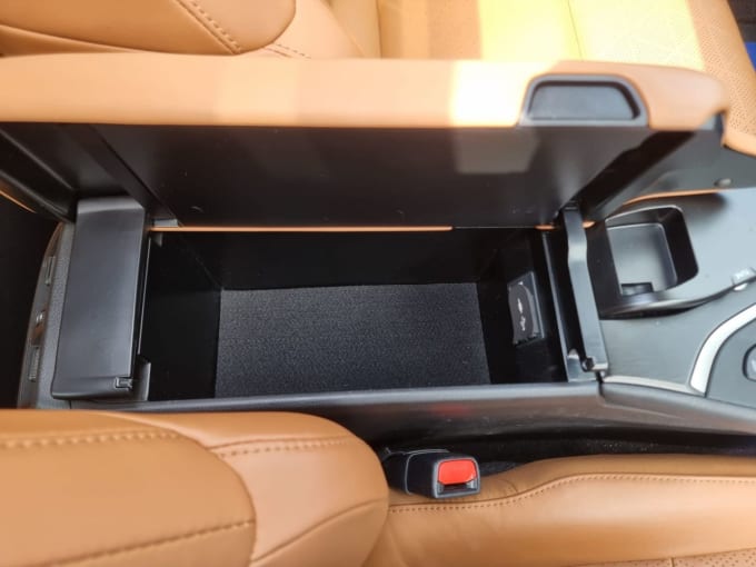 2025 Lexus Ux