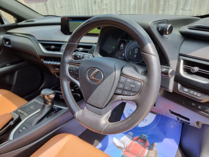 2025 Lexus Ux