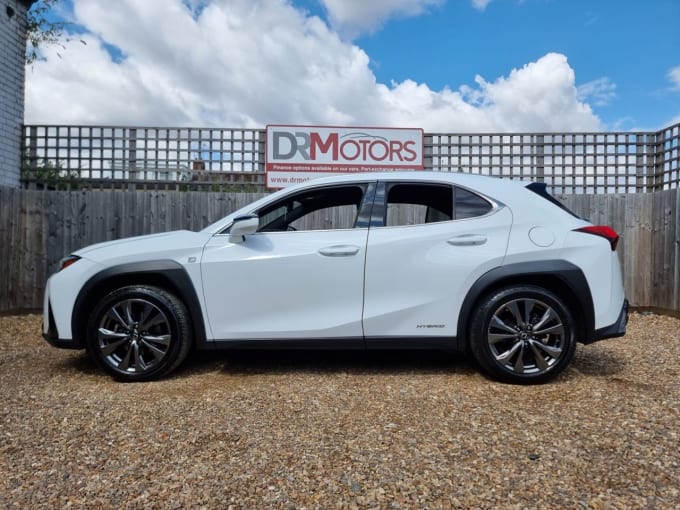 2025 Lexus Ux