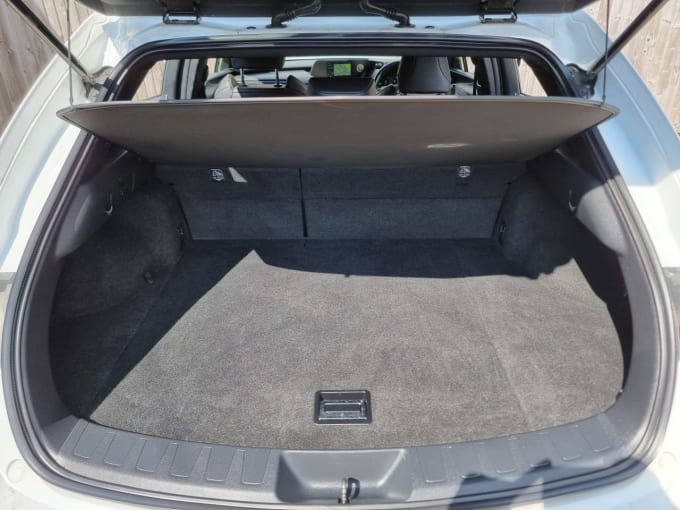 2025 Lexus Ux
