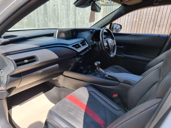 2025 Lexus Ux