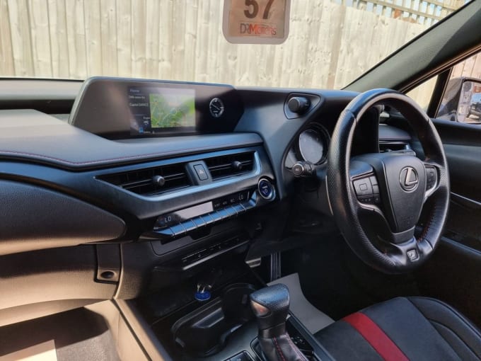 2025 Lexus Ux