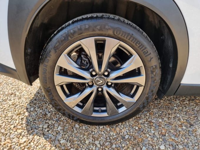 2025 Lexus Ux