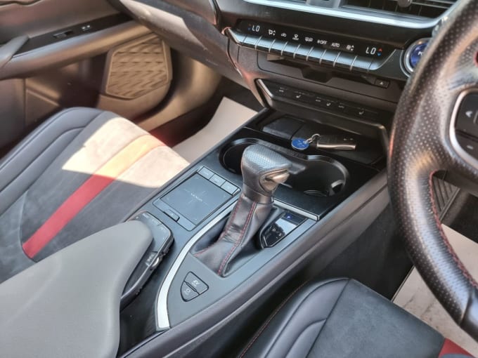 2025 Lexus Ux