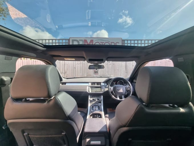 2025 Land Rover Range Rover Evoque