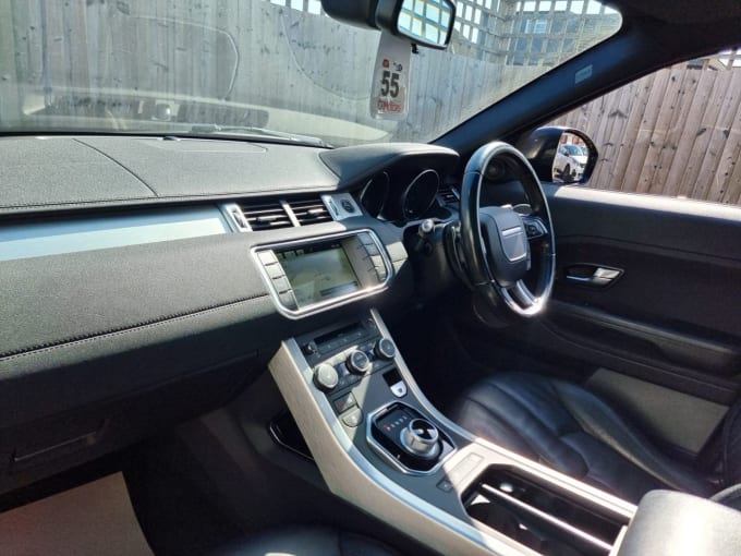 2025 Land Rover Range Rover Evoque