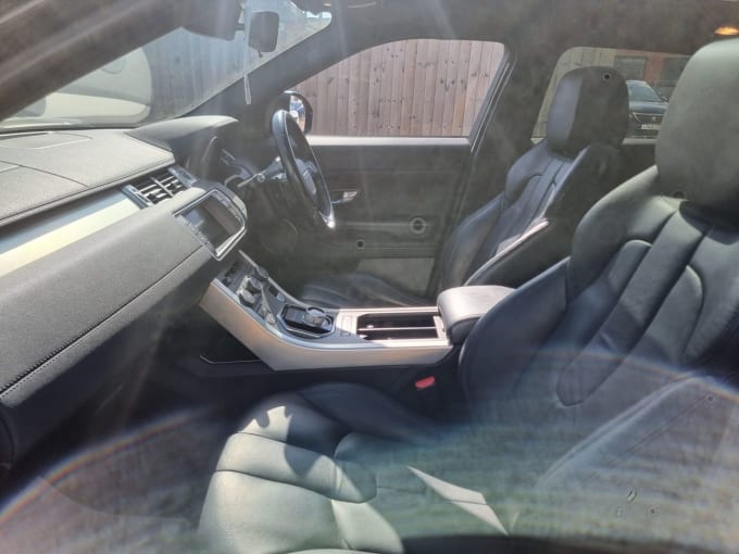 2025 Land Rover Range Rover Evoque