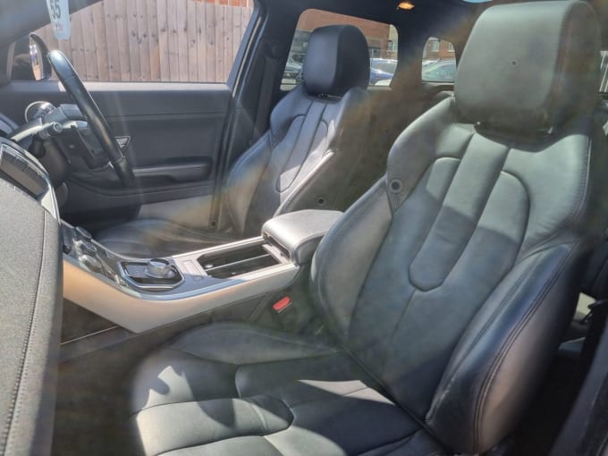 2025 Land Rover Range Rover Evoque