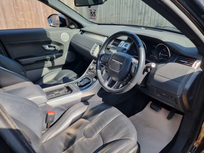 2025 Land Rover Range Rover Evoque