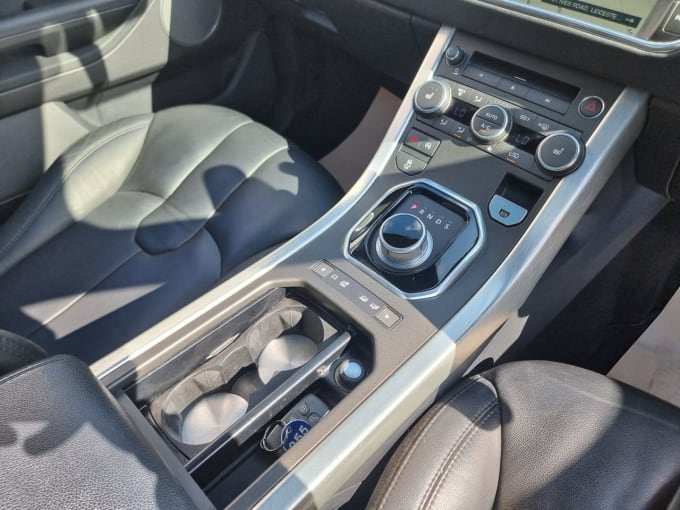 2025 Land Rover Range Rover Evoque