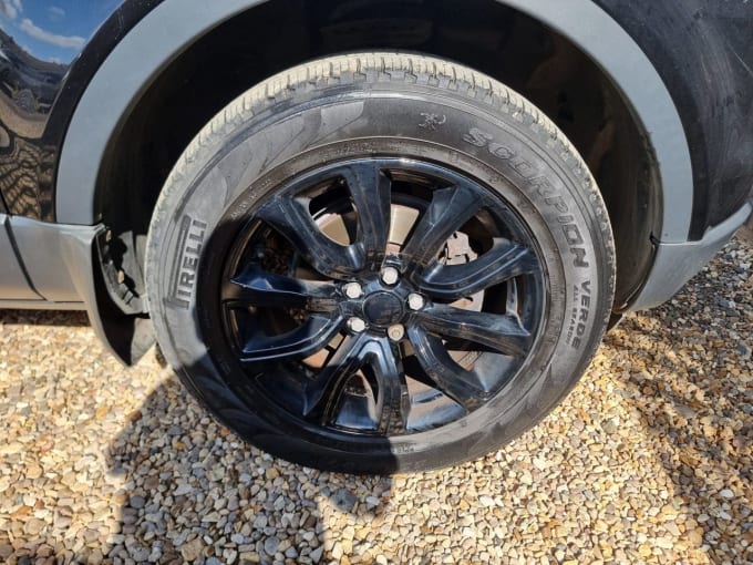 2025 Land Rover Range Rover Evoque
