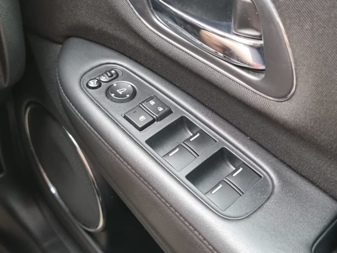 2025 Honda Hr-v
