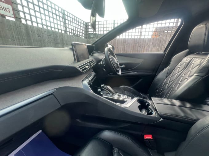 2025 Peugeot 3008