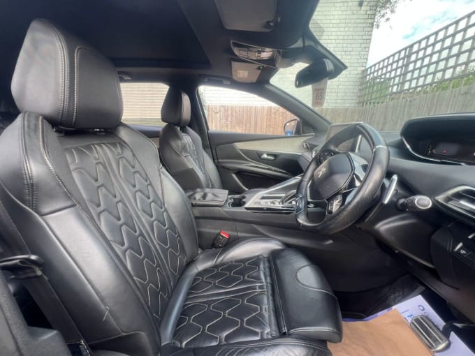 2025 Peugeot 3008