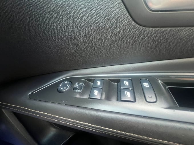 2025 Peugeot 3008