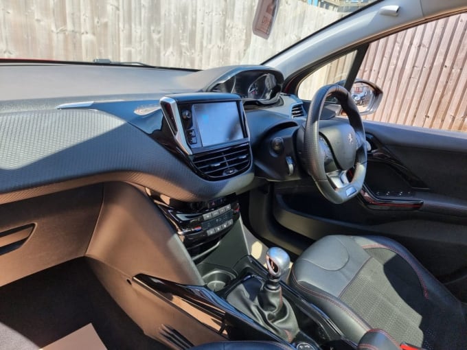 2025 Peugeot 2008