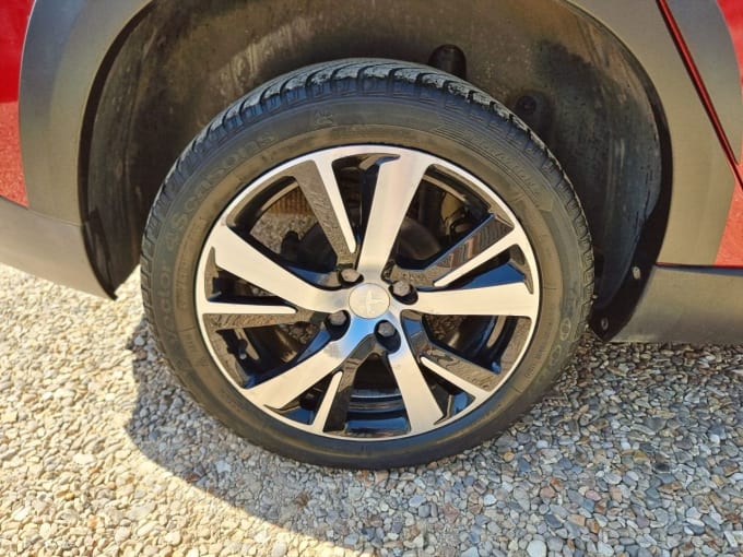 2025 Peugeot 2008