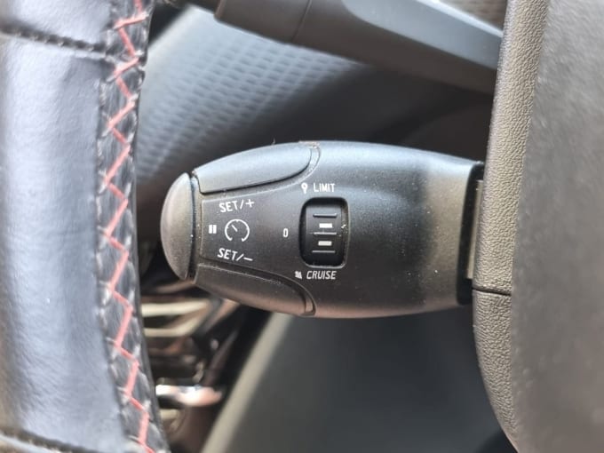 2025 Peugeot 2008