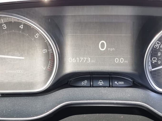 2025 Peugeot 2008