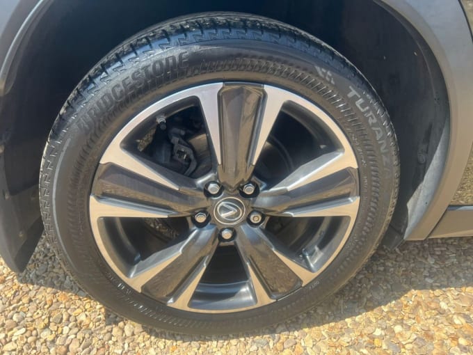 2025 Lexus Ux